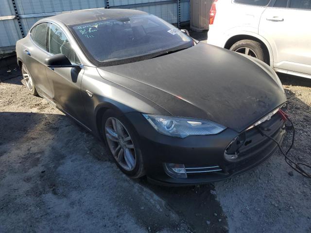 5YJSA1DN3DFP26282 - 2013 TESLA MODEL S შავი ფოტო 4