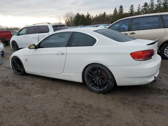 WBAWC73509E068118 - 2009 BMW 335 XI WHITE photo 2