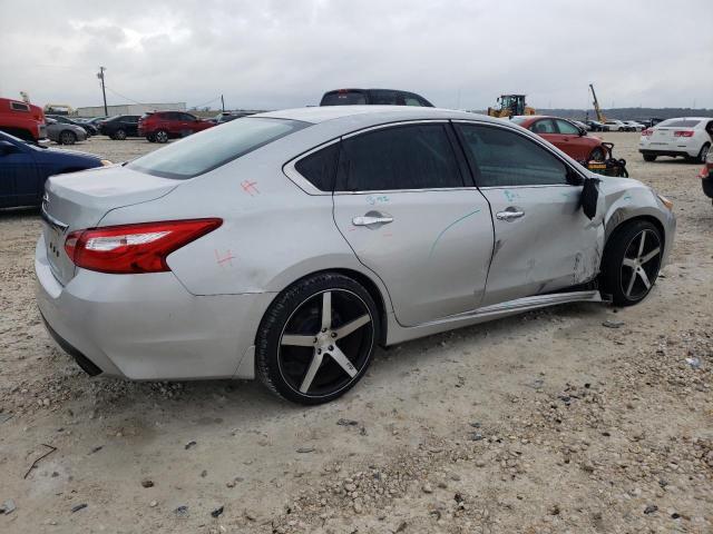 1N4AL3AP3HN349330 - 2017 NISSAN ALTIMA 2.5 SILVER photo 3