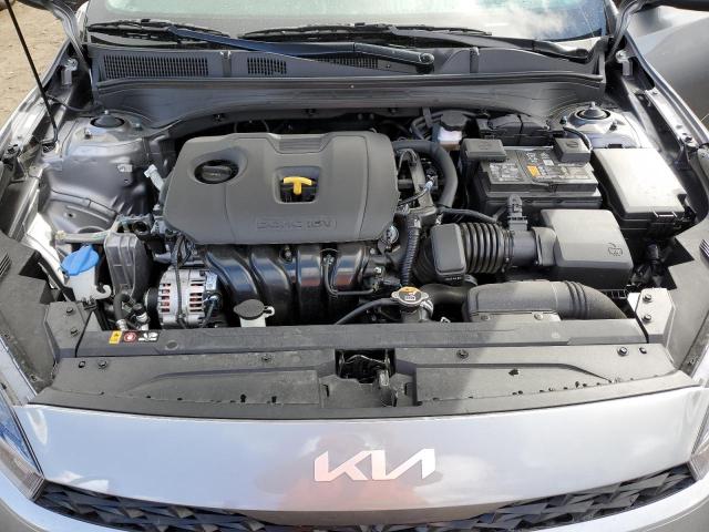 3KPF24AD8PE669096 - 2023 KIA FORTE LX GRAY photo 11