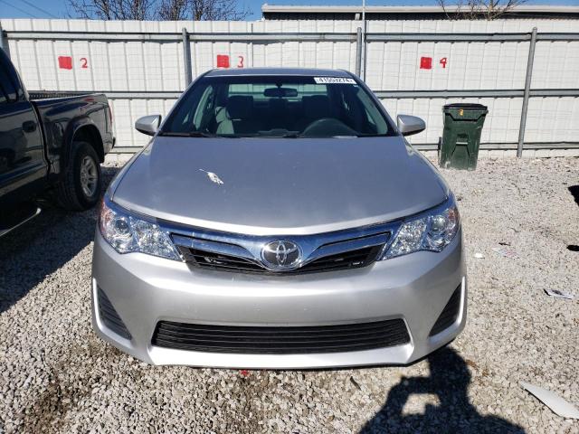 4T4BF1FK8DR317773 - 2013 TOYOTA CAMRY L SILVER photo 5