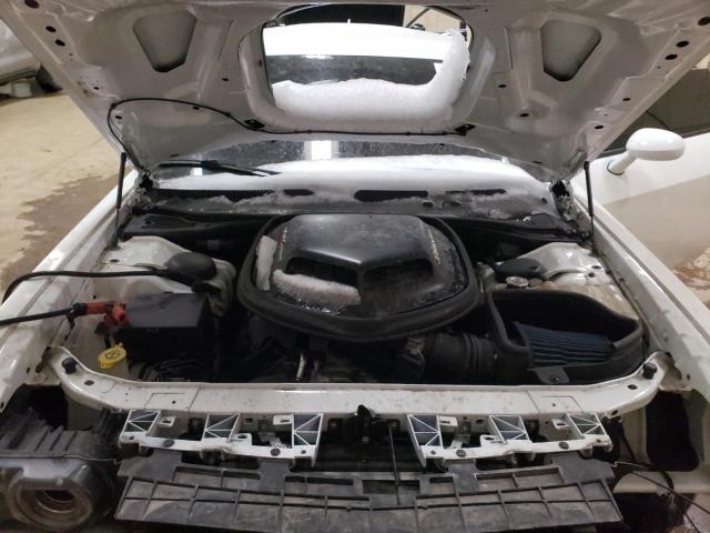 2C3CDZFJ8GH325978 - 2016 DODGE CHALLENGER R/T SCAT PACK WHITE photo 11
