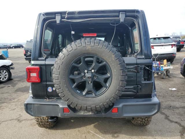 1C4HJXEG7JW313740 - 2018 JEEP WRANGLER U SAHARA BLACK photo 6