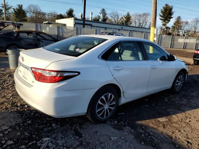 4T1BF1FK2GU264311 - 2016 TOYOTA CAMRY LE WHITE photo 3