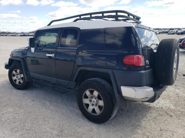 JTEBU11F870030388 - 2007 TOYOTA FJ CRUISER BLACK photo 2