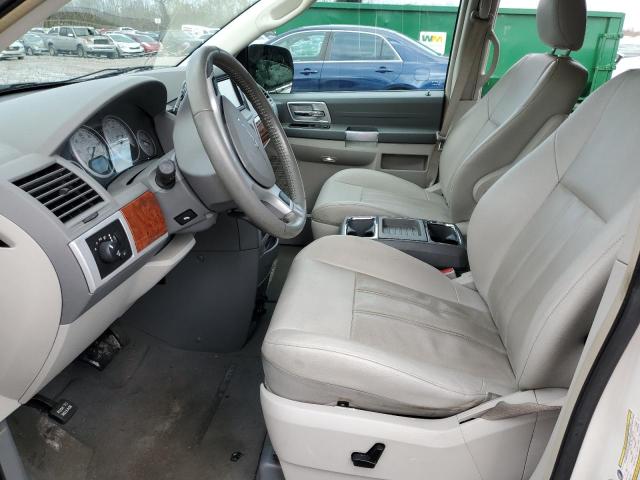 2A8HR54PX8R840990 - 2008 CHRYSLER TOWN & COU TOURING WHITE photo 7