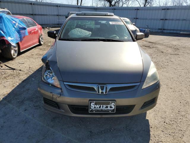 1HGCM568X6A071383 - 2006 HONDA ACCORD EX GRAY photo 5