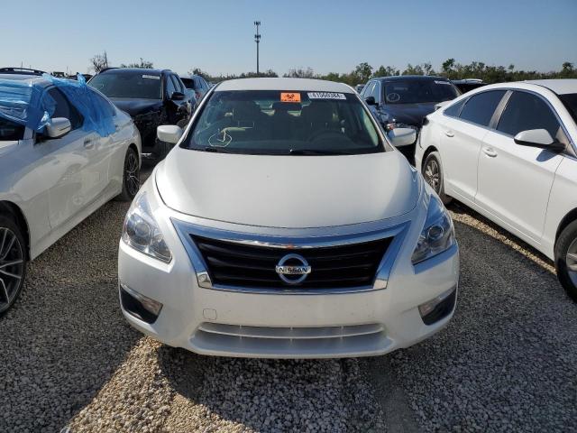 1N4AL3AP7FC221097 - 2015 NISSAN ALTIMA 2.5 WHITE photo 5