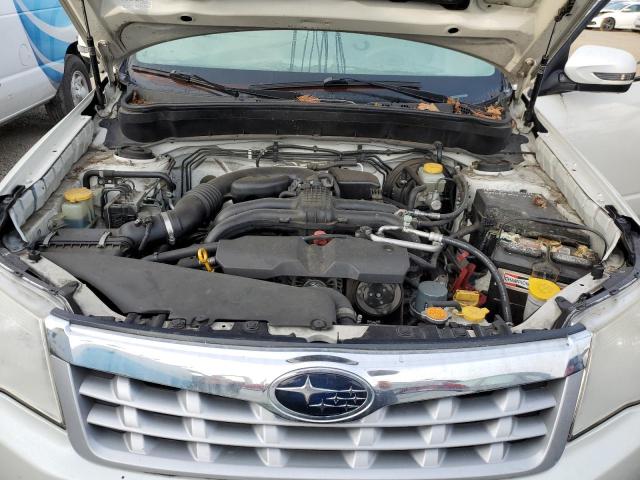JF2SHAGC6BH713708 - 2011 SUBARU FORESTER TOURING 白色 照片 11