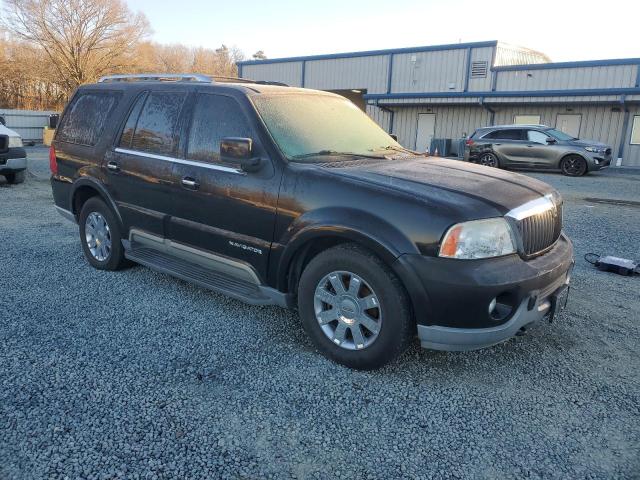 5LMFU28R53LJ35032 - 2003 LINCOLN NAVIGATOR BLACK photo 4