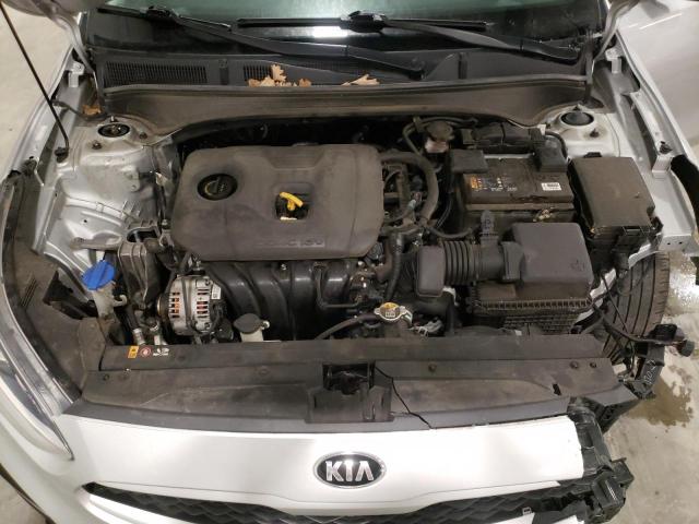 3KPF24ADXME273361 - 2021 KIA FORTE FE SILVER photo 11