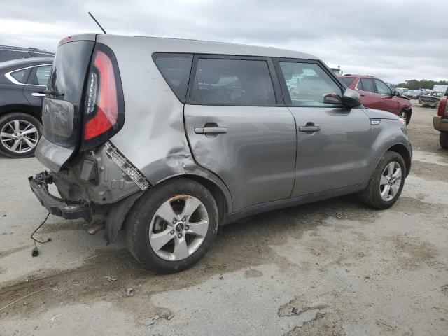 KNDJN2A26H7490609 - 2017 KIA SOUL GRAY photo 3