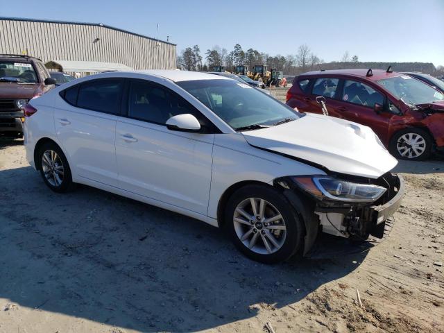 5NPD84LF9HH160670 - 2017 HYUNDAI ELANTRA SE WHITE photo 4