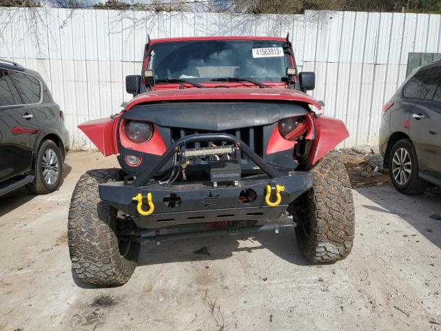 1C4HJWEG9CL121279 - 2012 JEEP WRANGLER U SAHARA RED photo 5