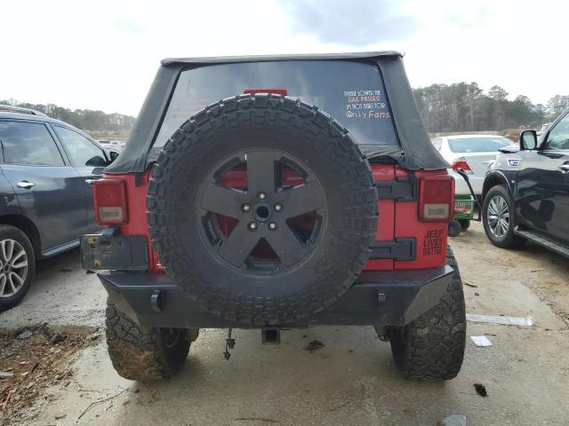 1C4HJWEG9CL121279 - 2012 JEEP WRANGLER U SAHARA RED photo 6