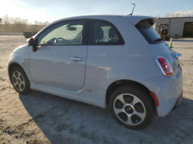 3C3CFFGE3GT229385 - 2016 FIAT 500 ELECTRIC SILVER photo 2