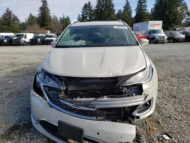 2C4RC1EG9HR584569 - 2017 CHRYSLER PACIFICA TOURING L PLUS WHITE photo 5