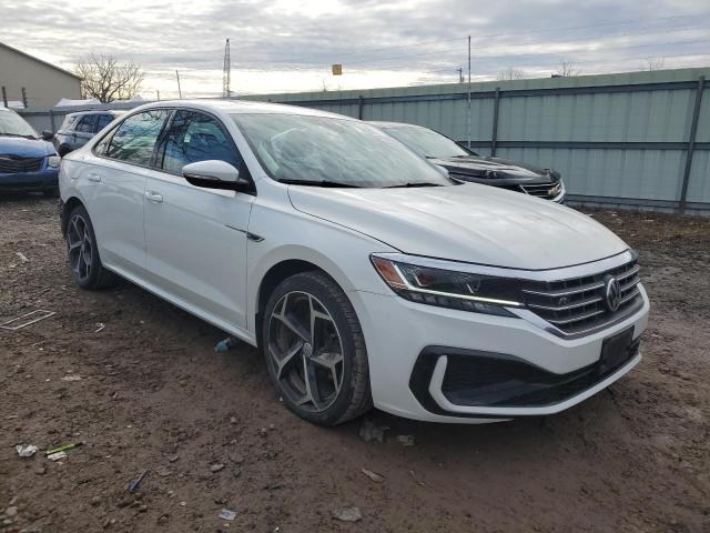 1VWMA7A3XLC018750 - 2020 VOLKSWAGEN PASSAT R-LINE أبيض صورة 4