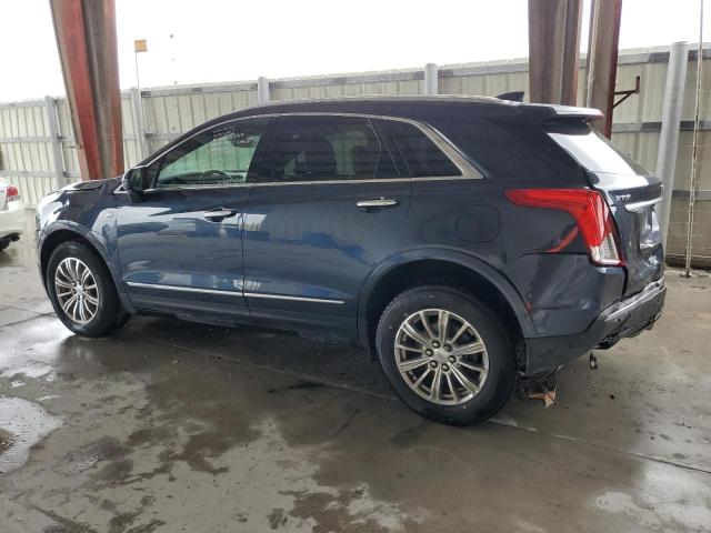 1GYKNCRS7JZ189186 - 2018 CADILLAC XT5 LUXURY BLUE photo 2