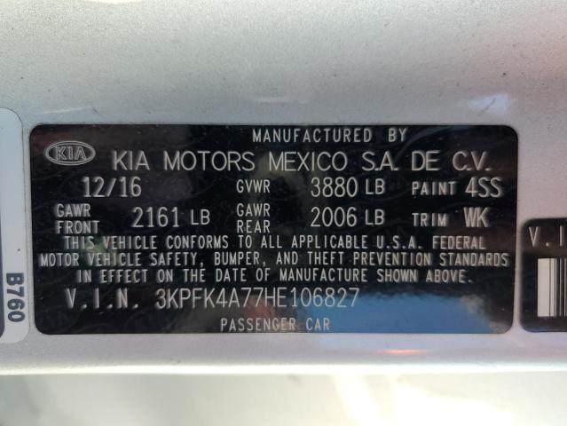 3KPFK4A77HE106827 - 2017 KIA FORTE LX SILVER photo 12