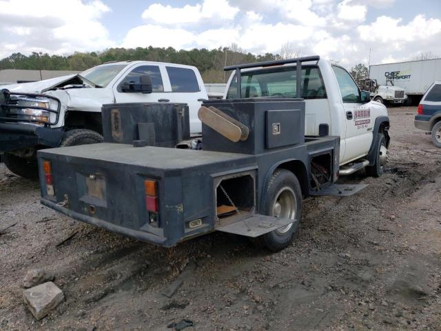 1GBJC34U57E161648 - 2007 CHEVROLET SILVERADO C3500 WHITE photo 3