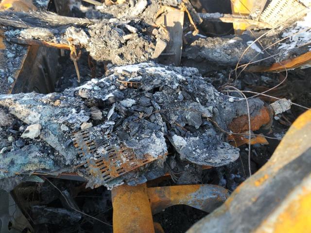 2C4RC1CGXFR547157 - 2015 CHRYSLER TOWN & COU TOURING L BURN photo 9