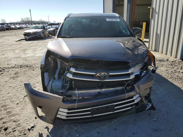 5TDJZRFH3KS595907 - 2019 TOYOTA HIGHLANDER SE GRAY photo 5