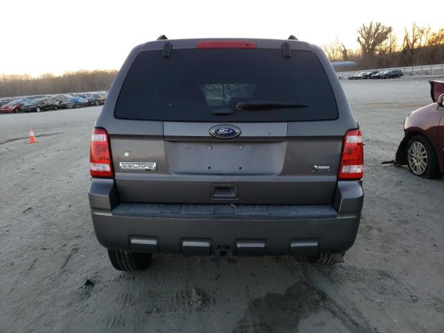 1FMCU9DG5BKC37454 - 2011 FORD ESCAPE XLT GRAY photo 6