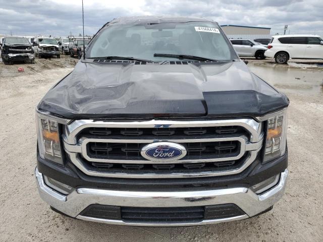 1FTEW1C52NKF28412 - 2022 FORD F150 SUPERCREW BLACK photo 5