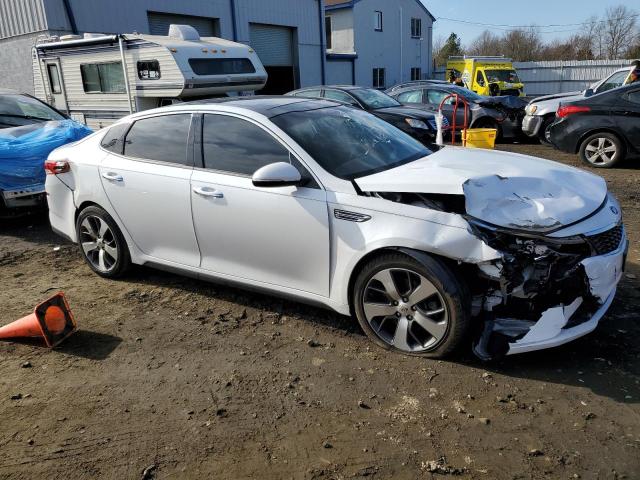 5XXGT4L30KG320942 - 2019 KIA OPTIMA LX WHITE photo 4