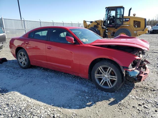 2C3CDXHGXDH668289 - 2013 DODGE CHARGER SXT RED photo 4