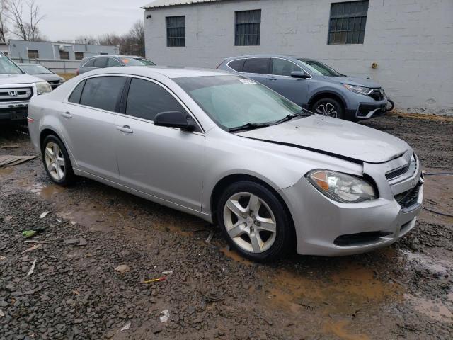 1G1ZA5EU8CF175958 - 2012 CHEVROLET MALIBU LS SILVER photo 4