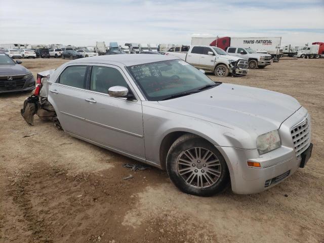 2C3CA5CV9AH327934 - 2010 CHRYSLER 300 TOURING SILVER photo 4