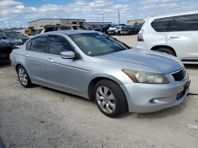 1HGCP3F82AA021761 - 2010 HONDA ACCORD EXL SILVER photo 4