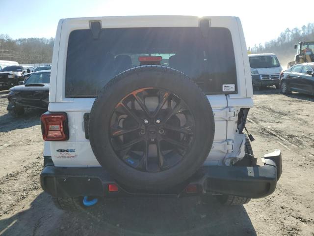 1C4JJXP65NW113497 - 2022 JEEP WRANGLER U SAHARA 4XE WHITE photo 6