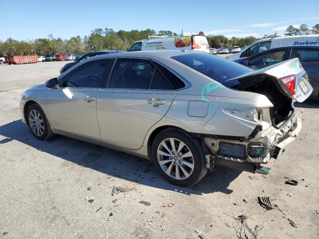 4T1BK1FK9HU581645 - 2017 TOYOTA CAMRY XSE SILVER photo 2