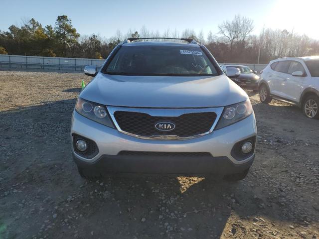 5XYKT4A29DG411338 - 2013 KIA SORENTO LX SILVER photo 5