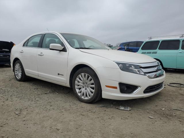 3FADP0L38AR185439 - 2010 FORD FUSION HYBRID WHITE photo 4