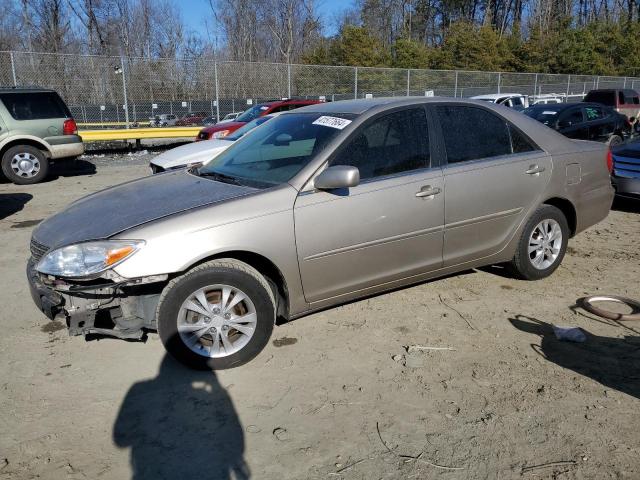 4T1BF30K14U575762 - 2004 TOYOTA CAMRY LE SILVER photo 1