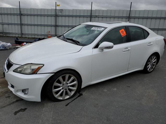 JTHCF5C24A5037500 - 2010 LEXUS IS 250 WHITE photo 1