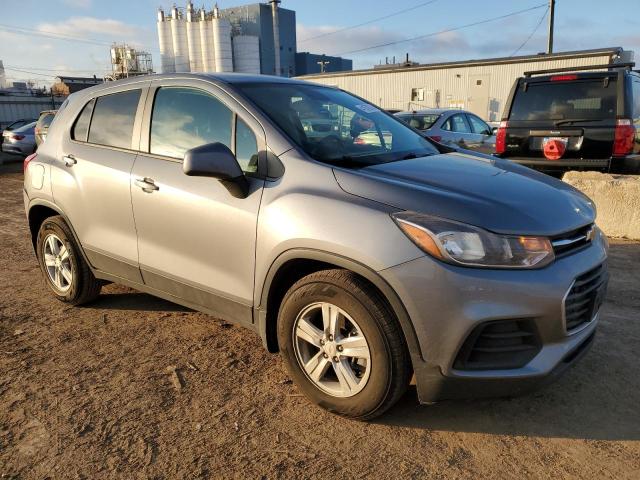 3GNCJKSB1LL135541 - 2020 CHEVROLET TRAX LS SILVER photo 4