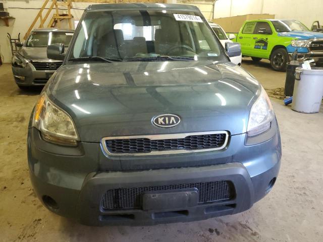 KNDJT2A26B7332719 - 2011 KIA SOUL + GRAY photo 5