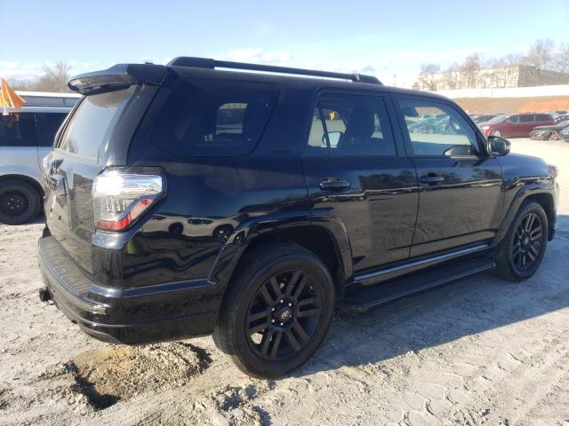 JTEZU5JR6L5224222 - 2020 TOYOTA 4RUNNER SR5 BLACK photo 3