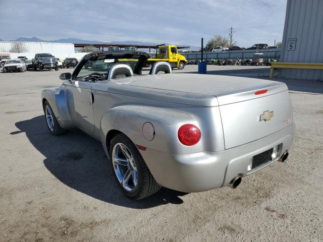 1GCES14H05B114789 - 2005 CHEVROLET SSR 银色 照片 2