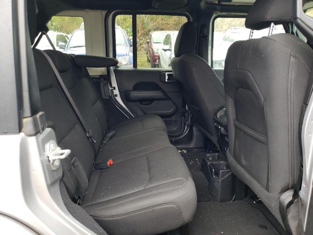 1C4HJXEN2LW235126 - 2020 JEEP WRANGLER U SAHARA SILVER photo 11