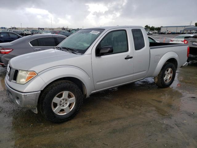 1N6AD06U98C432645 - 2008 NISSAN FRONTIER KING CAB LE SILVER photo 1