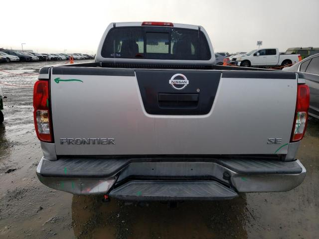 1N6AD06U98C432645 - 2008 NISSAN FRONTIER KING CAB LE SILVER photo 6