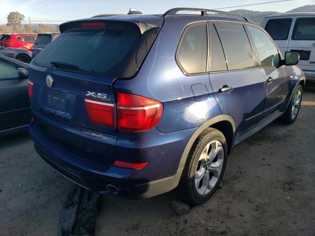 5UXZW0C56BL370916 - 2011 BMW X5 XDRIVE35D BLUE photo 3