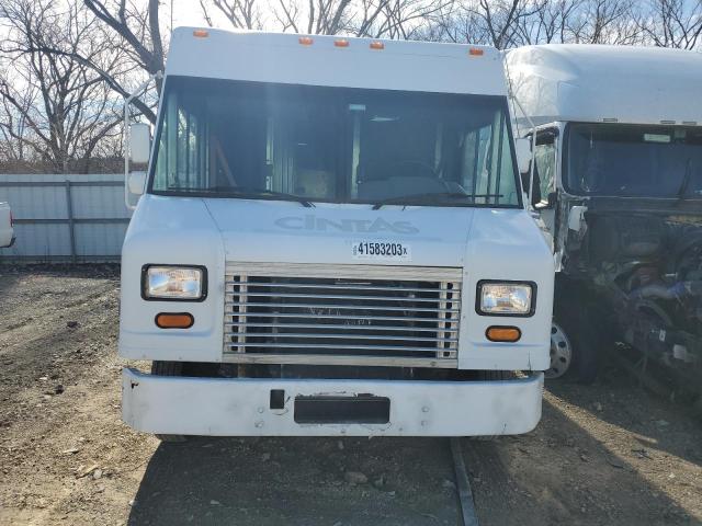 4UZA4FA48YCF99770 - 2000 FREIGHTLINER CHASSIS M LINE WALK-IN VAN WHITE photo 5