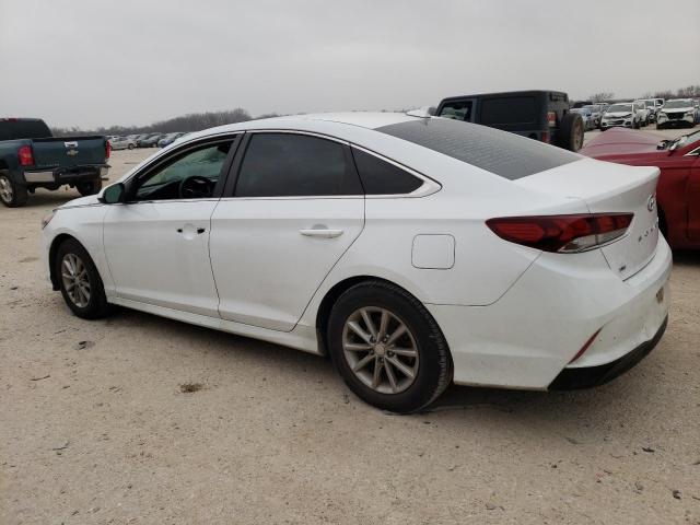 5NPE24AF7JH606426 - 2018 HYUNDAI SONATA SE WHITE photo 2